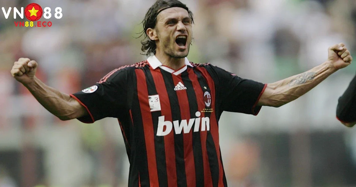 Trung Vệ Là Gì? Cầu Thủ Bảo Vệ Khung Thành Ngay Tại VN88 3 Ngôi sao nổi tiếng thuộc AC Milan - Paolo Maldini
